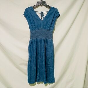 Old Navy Women’s Blue Denim Midi Dress Size Petite XS